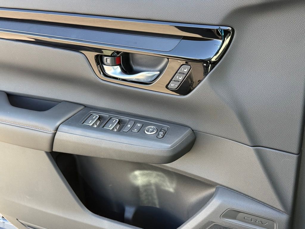 Certified 2026 Honda CR-V Sport Touring image 31