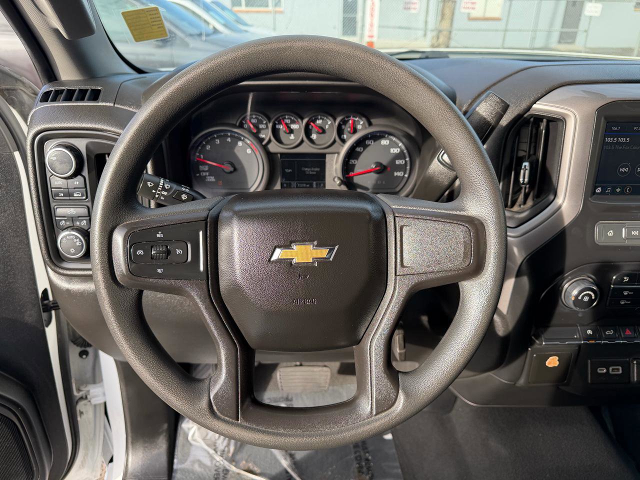 Used 2021 Chevrolet Silverado 1500 Custom image 16