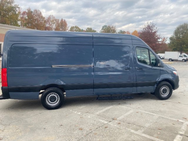 Used 2019 Mercedes-Benz Sprinter 170 image 4