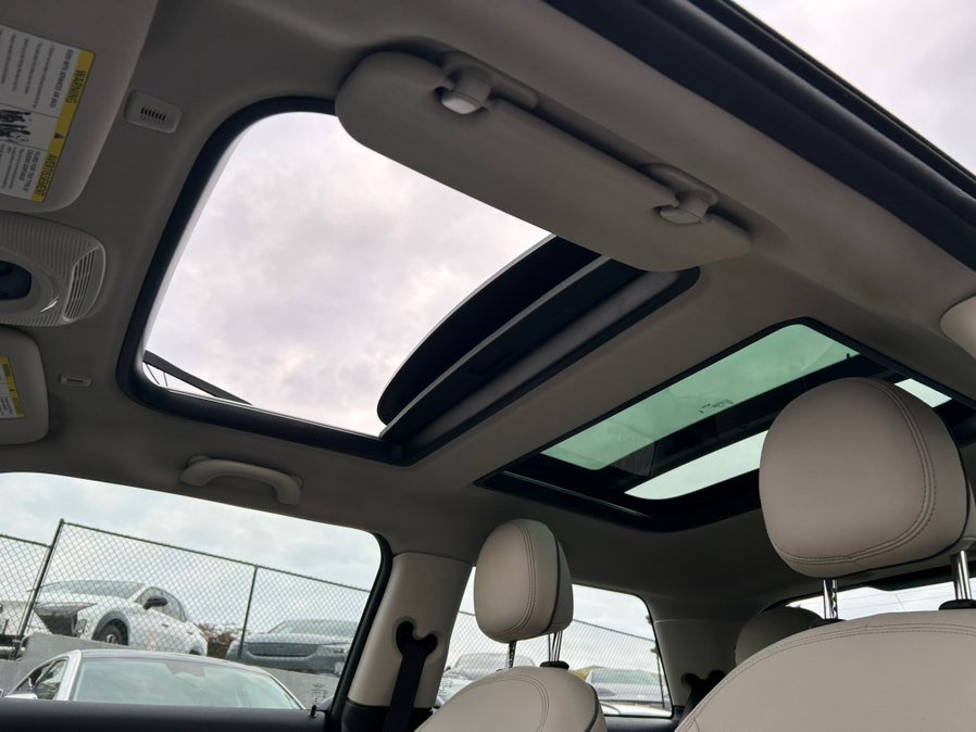 Used 2023 MINI Cooper SE image 38