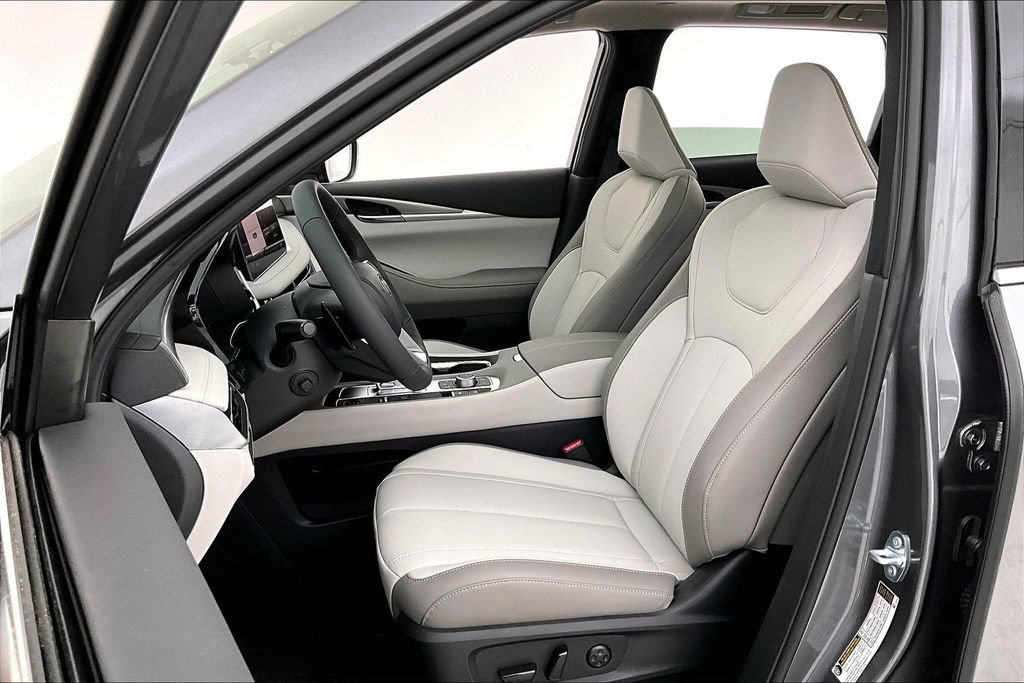 New 2027 INFINITI QX60 Luxe w/ Cargo Package FWD image 27