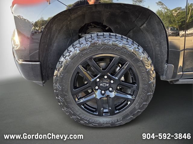 Used 2023 Chevrolet Silverado 1500 RST AWD/4WD image 11