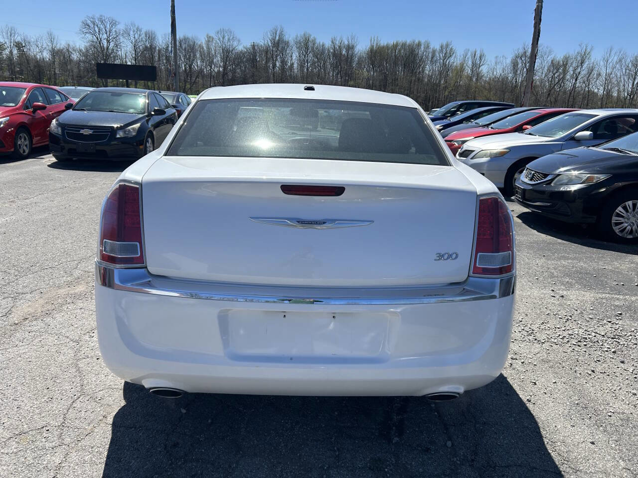 Used 2011 Chrysler 300 image 5