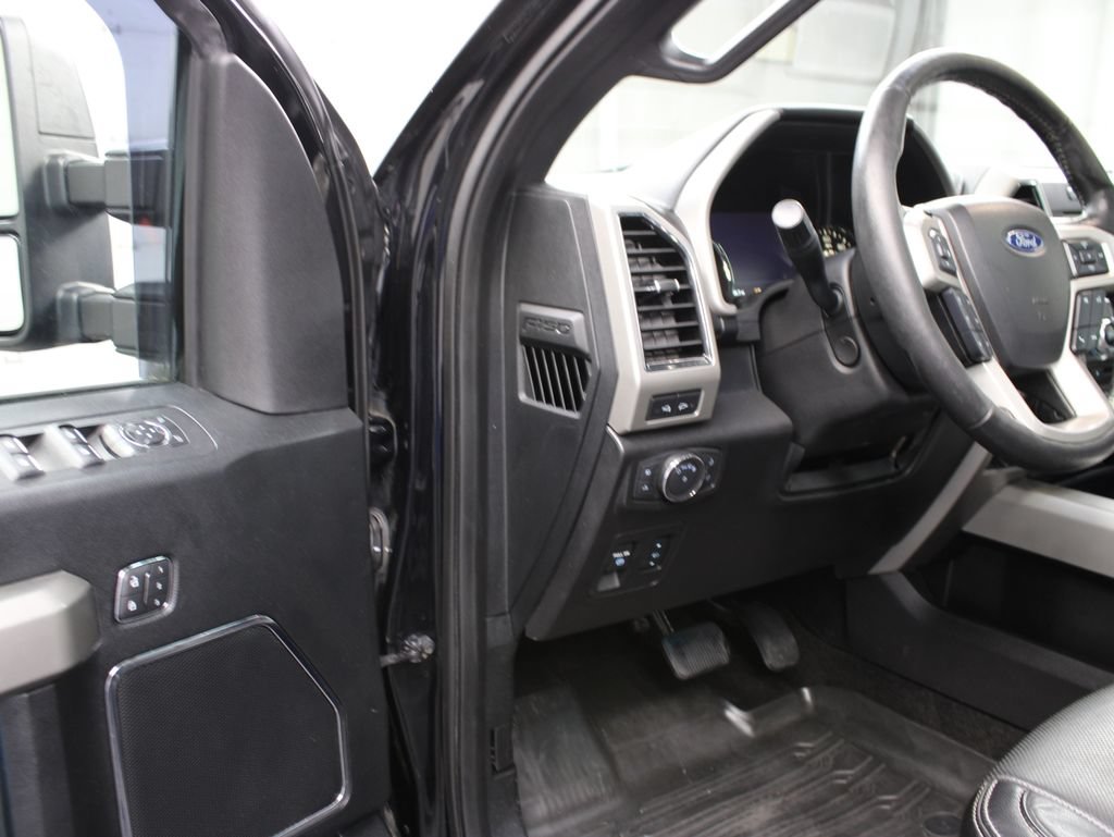 Used 2018 Ford F150 Lariat w/ Equipment Group 502A Luxury AWD/4WD image 48