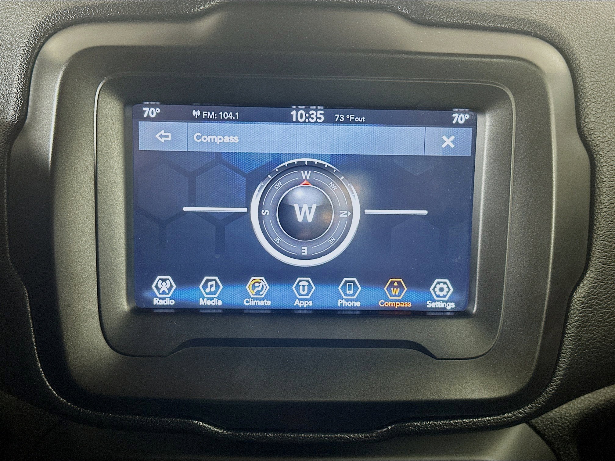 Used 2020 Jeep Renegade Latitude FWD image 21