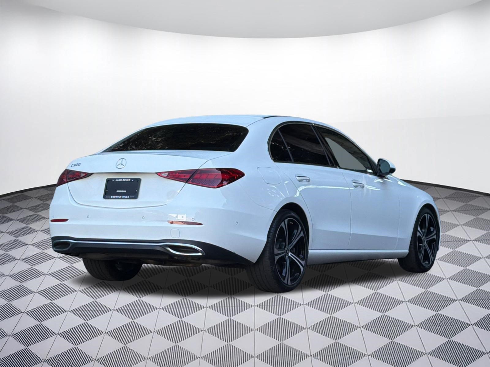 Used 2024 Mercedes-Benz C 300 Sedan image 8