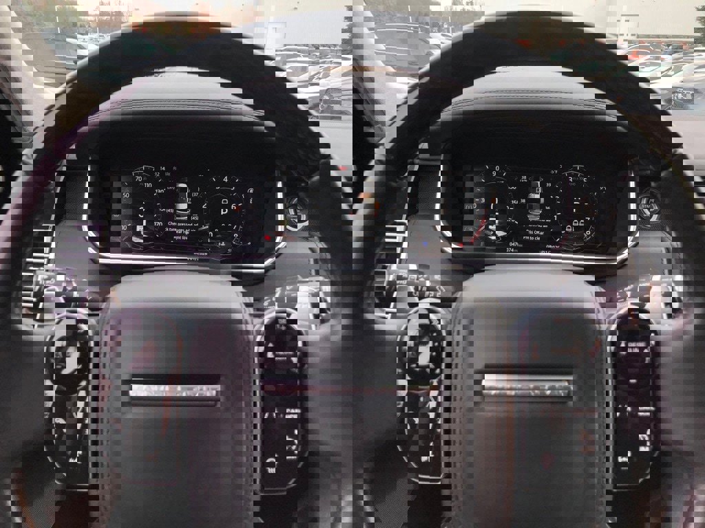 Used 2019 Land Rover Range Rover Long Wheelbase Autobiography image 19