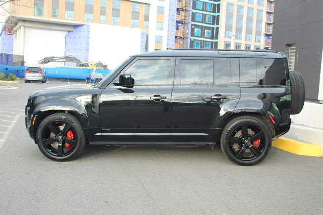 Used 2025 Land Rover Defender 110 X image 6