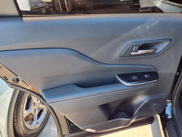 Used 2025 Toyota Crown Signia AWD/4WD image 7