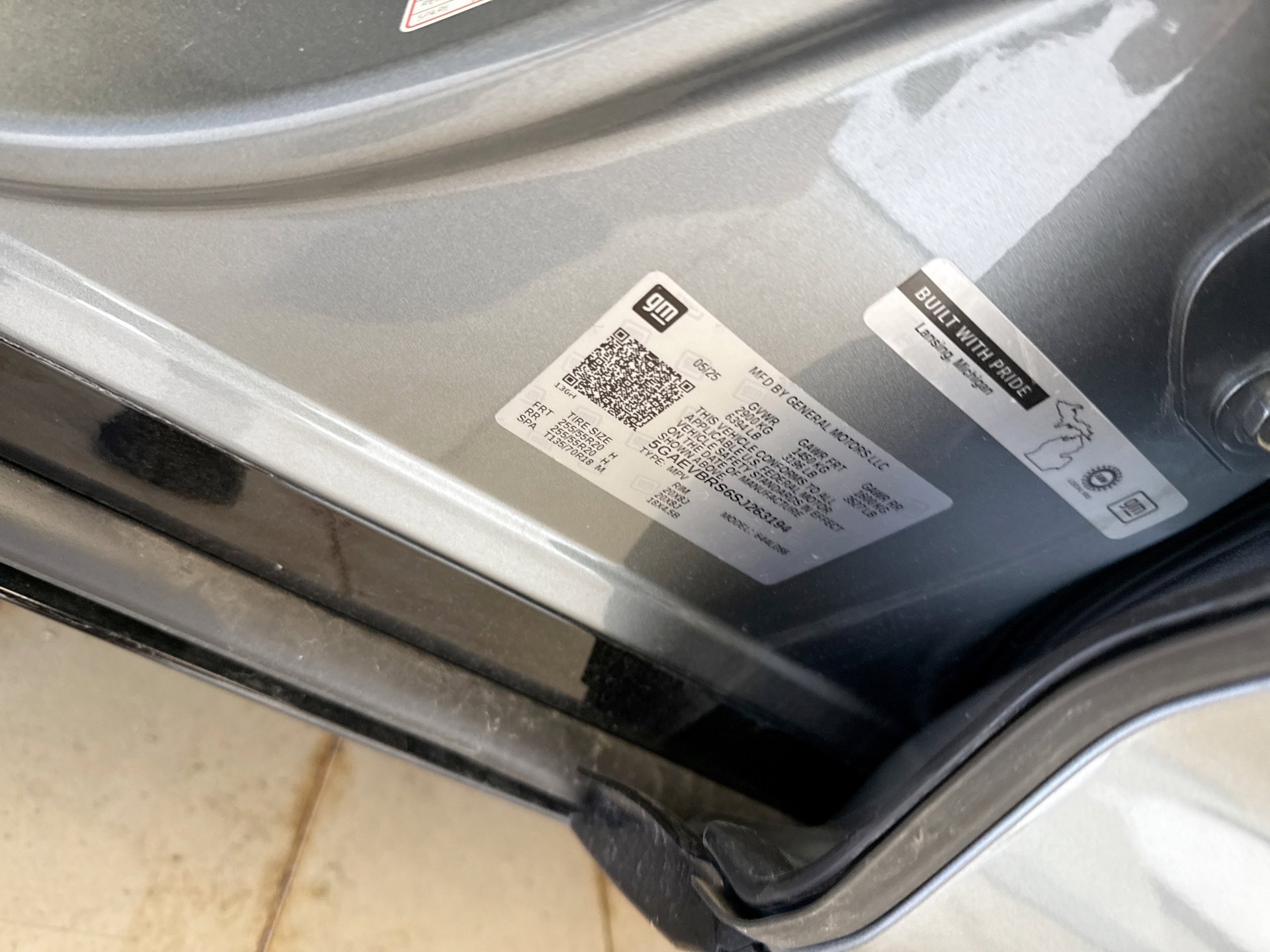 Used 2025 Buick Enclave Sport Touring image 12