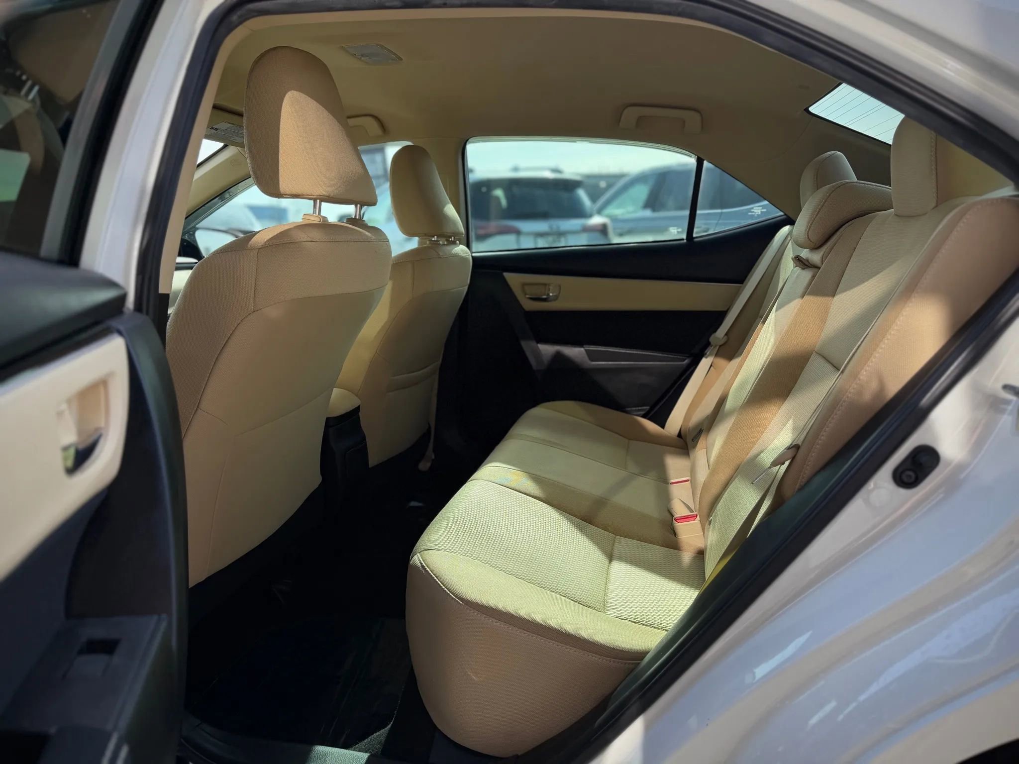 Used 2017 Toyota Corolla SE image 16