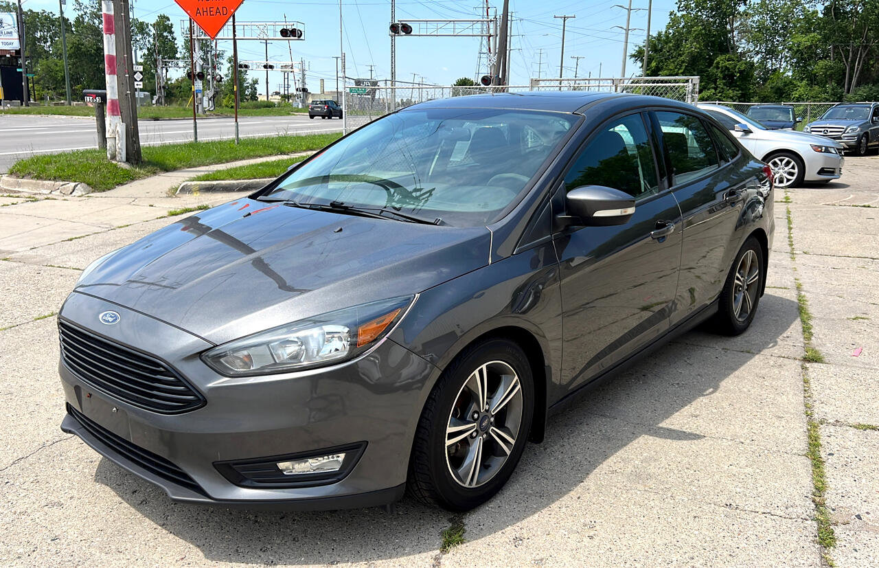 Used 2016 Ford Focus SE image 9