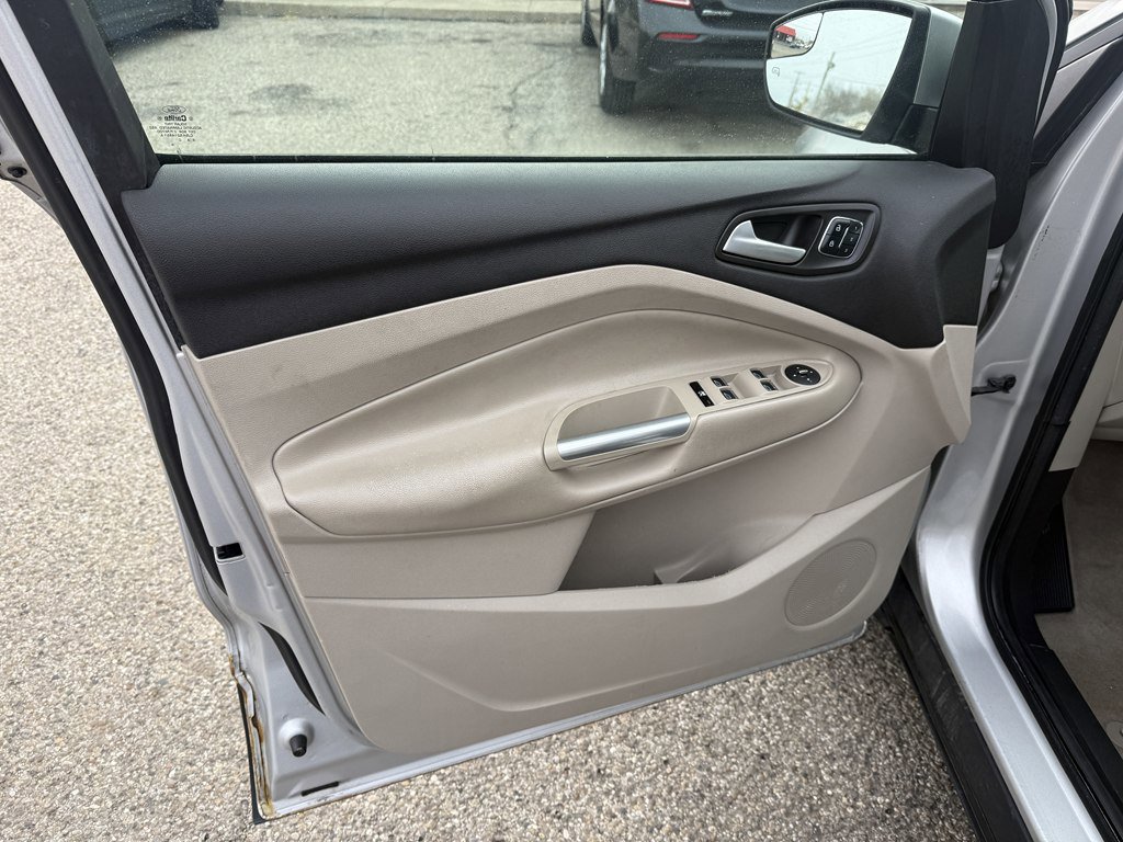 Used 2015 Ford Escape Titanium image 11