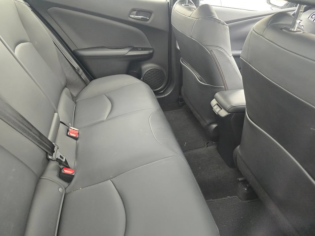 Used 2021 Toyota Prius FWD image 11