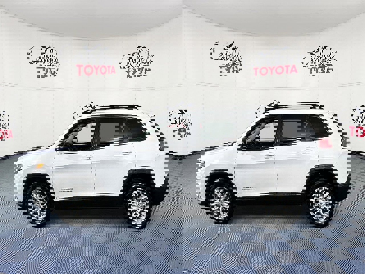 Used 2022 Jeep Cherokee Latitude Lux image 4