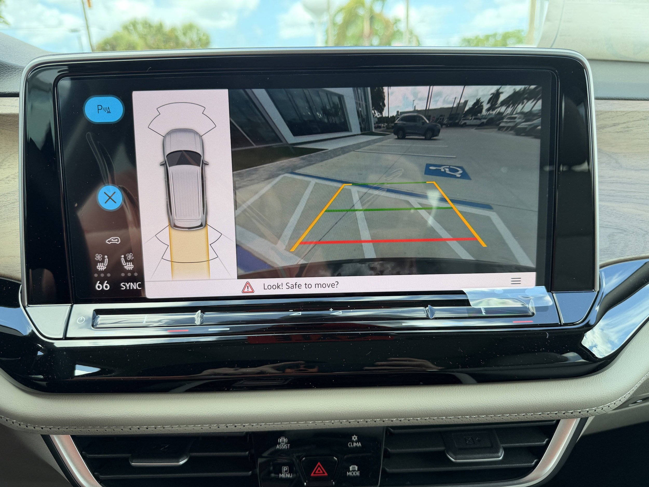 New 2026 Volkswagen Atlas SE image 19