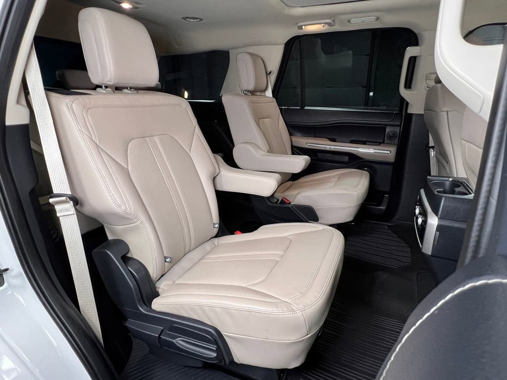 Used 2024 Ford Expedition Limited w/ Excursion Package AWD/4WD image 28