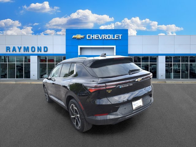 New 2026 Chevrolet Equinox EV LT AWD/4WD image 6