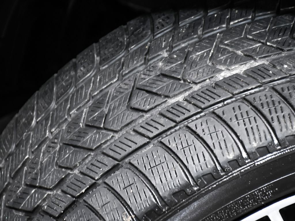 Used 2022 BMW X5 M w/ Competition Package image 91