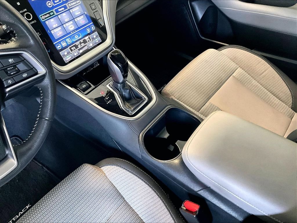 Used 2025 Subaru Outback Premium AWD/4WD image 20