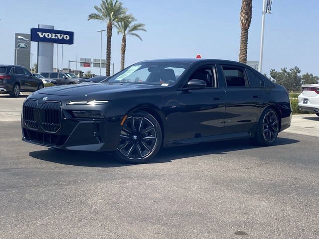 New 2025 BMW 760i xDrive w/ Autobahn Package image 2