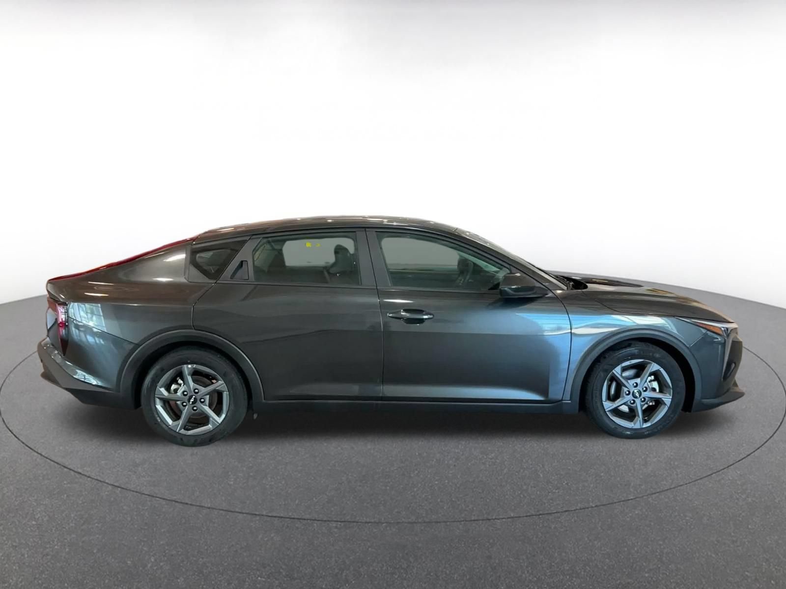 Used 2025 Kia K4 FWD image 15
