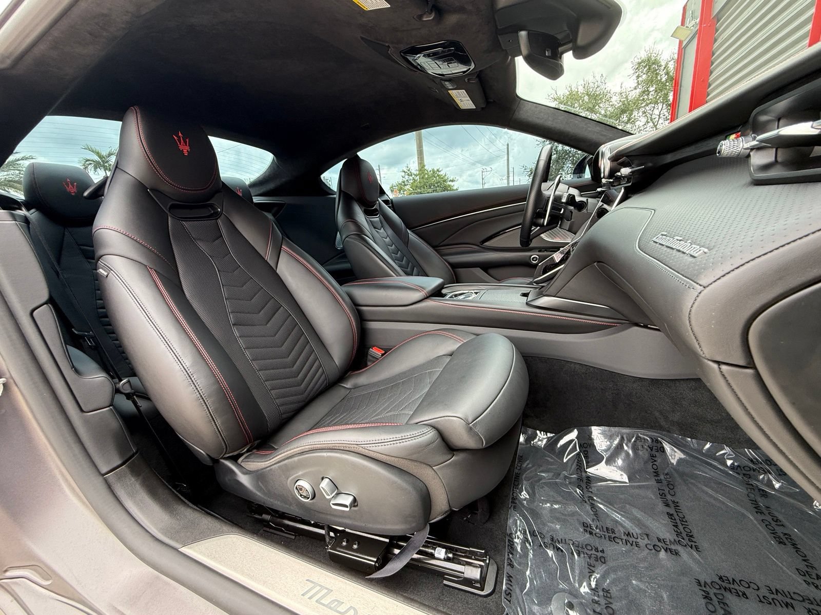 Used 2024 Maserati GranTurismo Trofeo AWD/4WD image 35