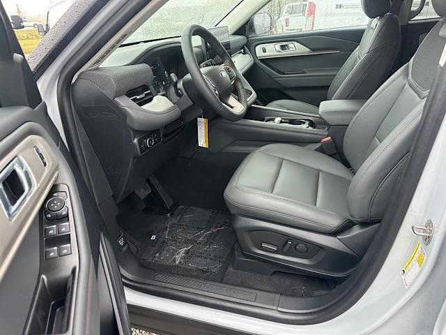 New 2026 Ford Explorer Active w/ Active Comfort Package image 9