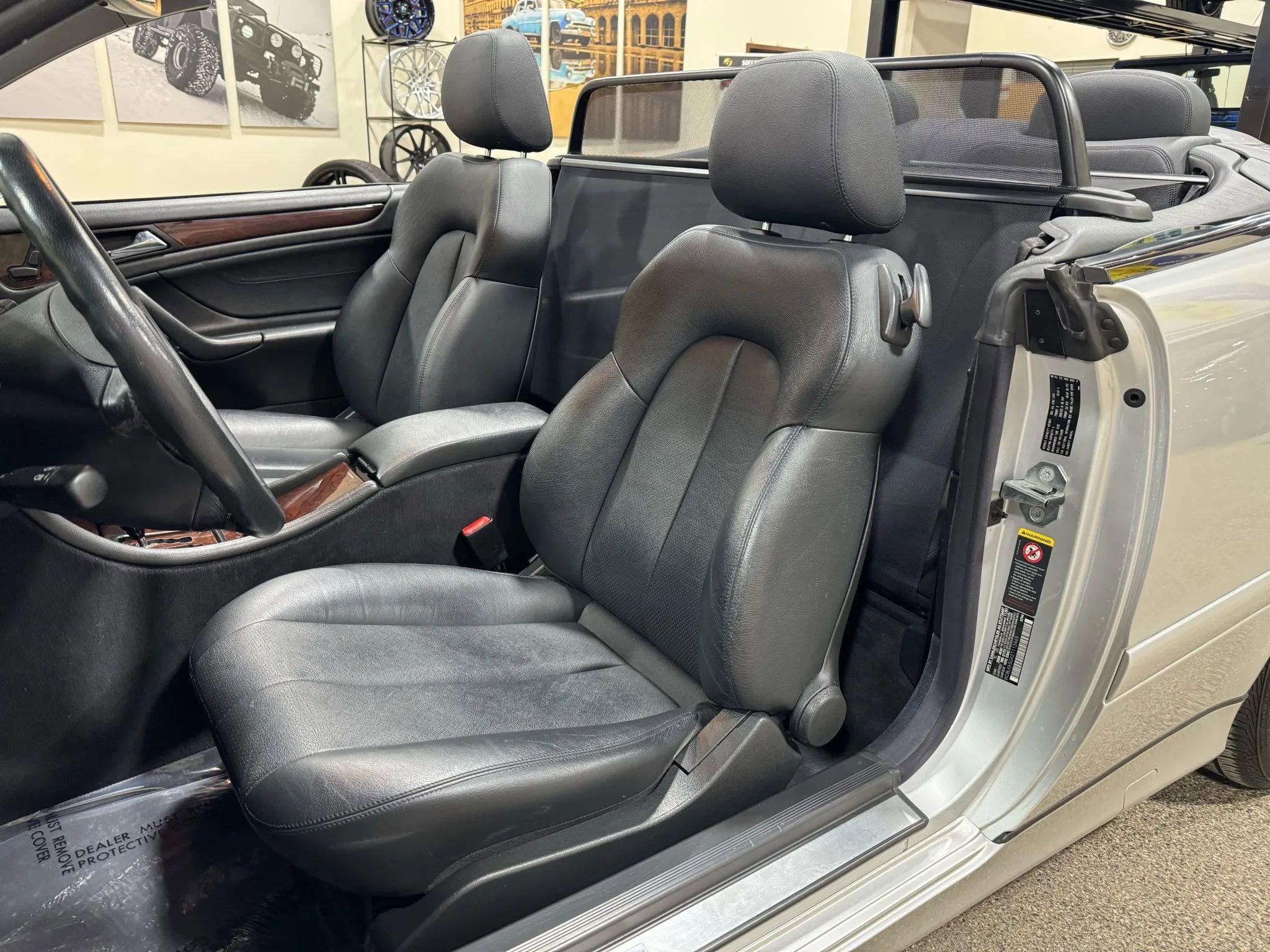 Used 2002 Mercedes-Benz CLK 320 Cabriolet image 44