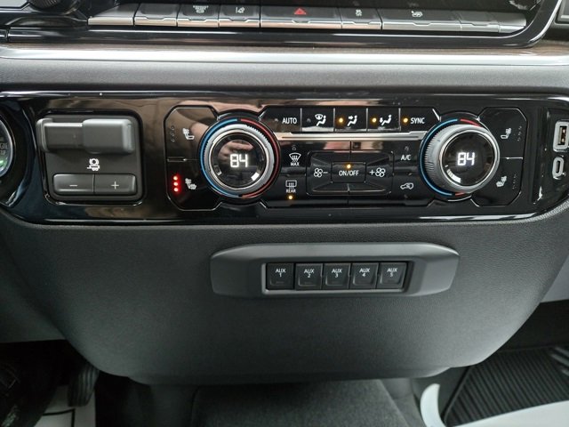 New 2026 Chevrolet Silverado 3500 LT w/ Convenience Package image 23