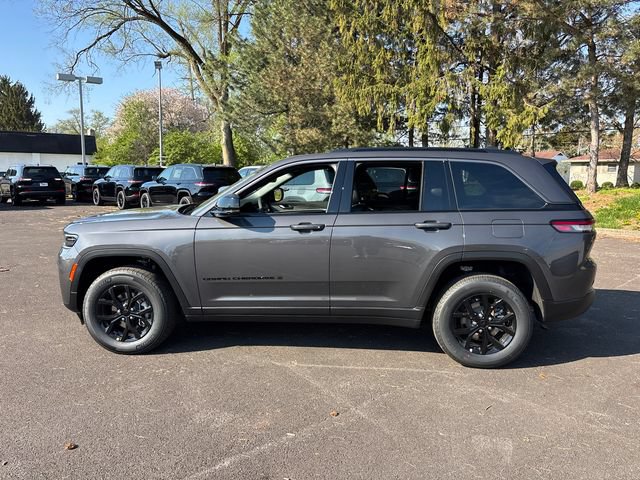 New 2026 Jeep Grand Cherokee Altitude AWD/4WD image 3