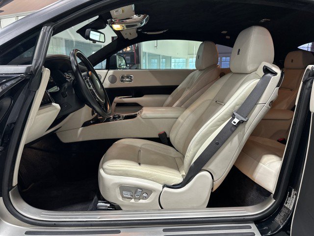 Used 2015 Rolls-Royce Wraith RWD image 51