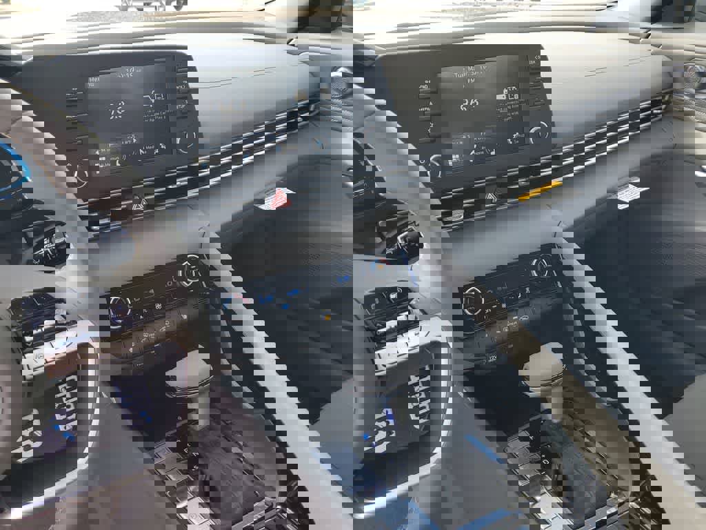 New 2026 Hyundai Elantra SEL Sport Premium image 31