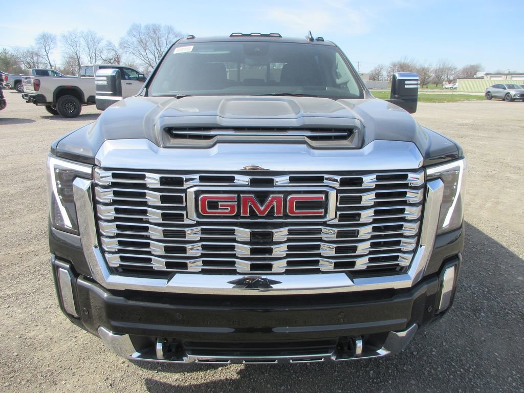 New 2026 GMC Sierra 3500 Denali w/ Denali Reserve Package image 12