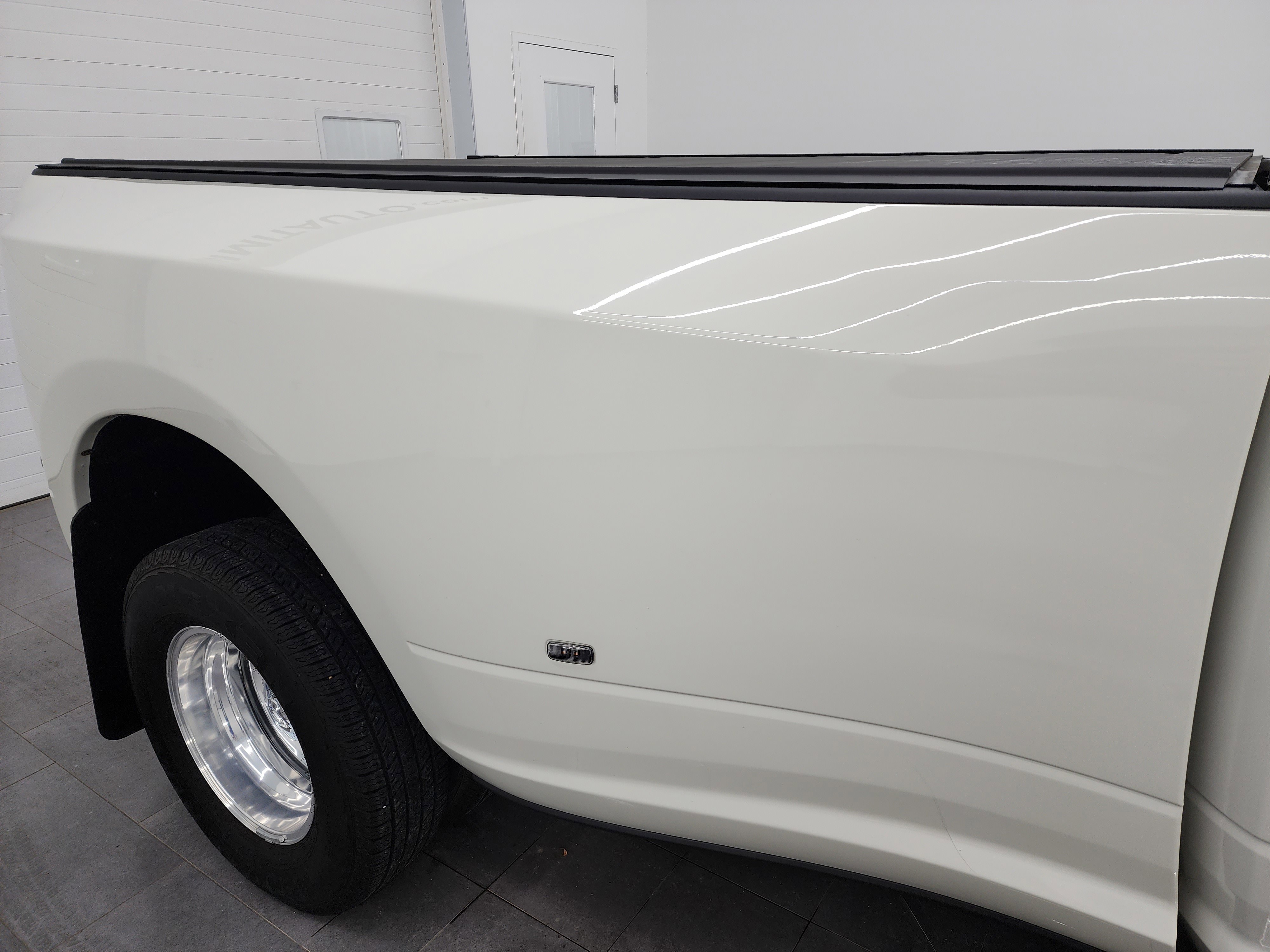 Used 2023 RAM 3500 Laramie image 27