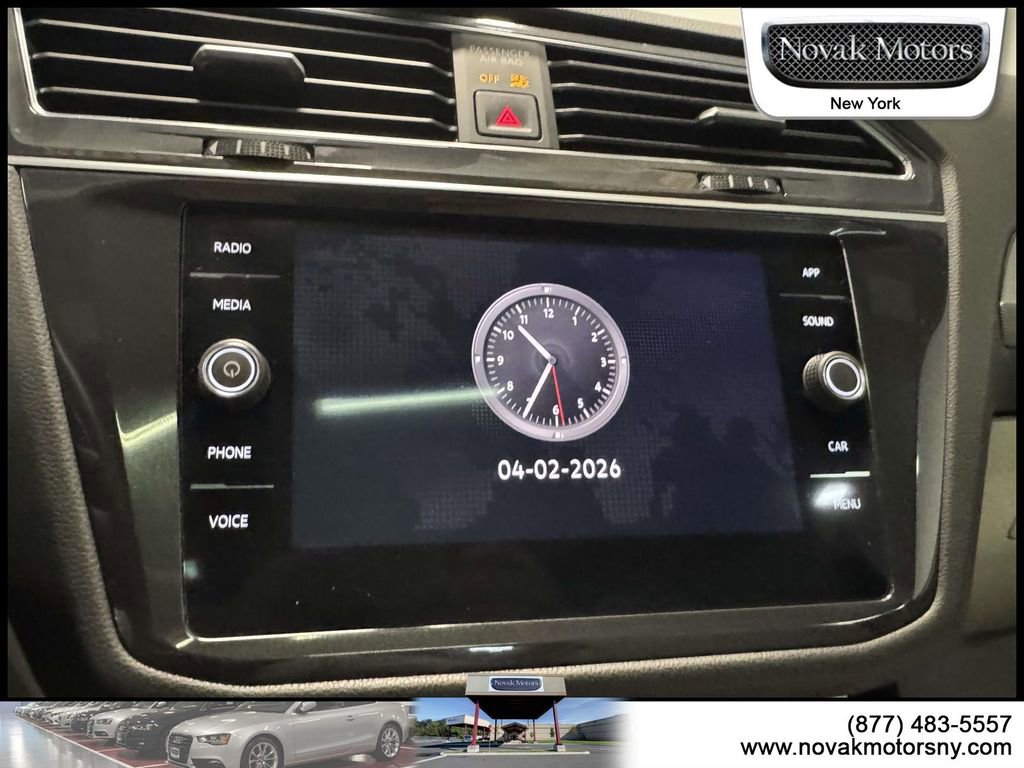 Used 2023 Volkswagen Tiguan SE R-Line AWD/4WD image 23