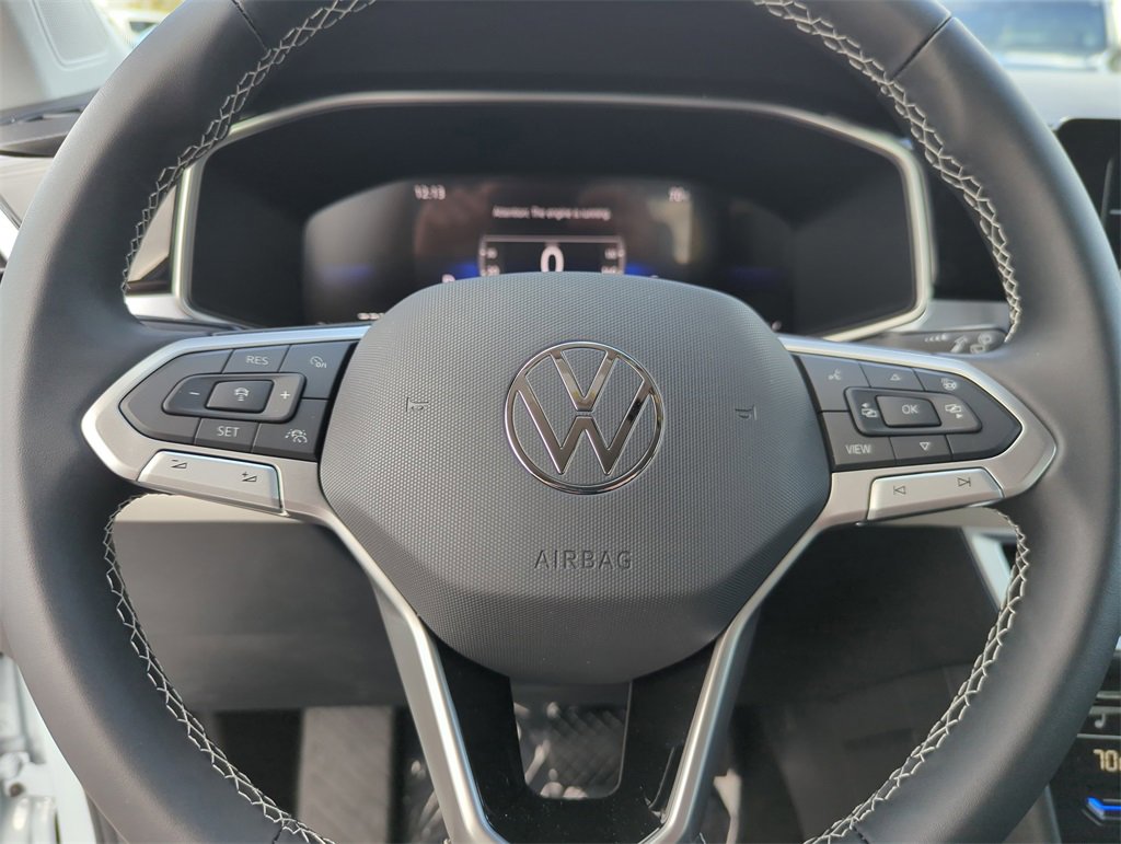 New 2026 Volkswagen Taos SE image 38