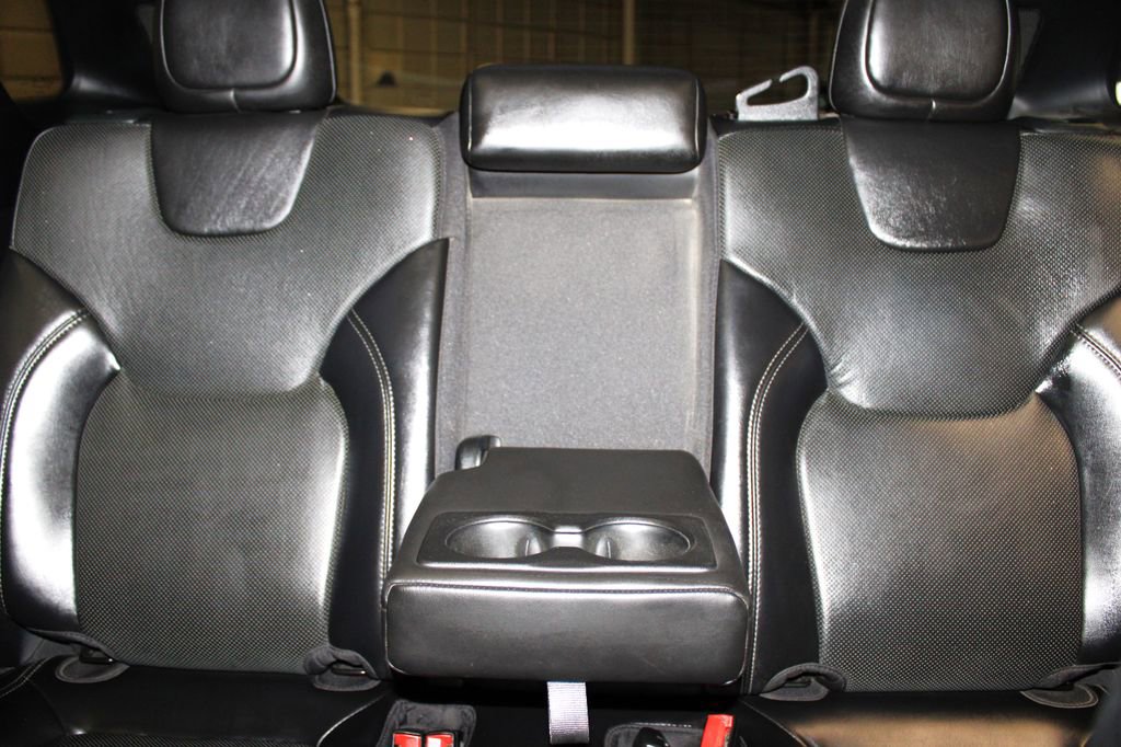 Used 2020 Jeep Cherokee Limited w/ Technology Group image 29