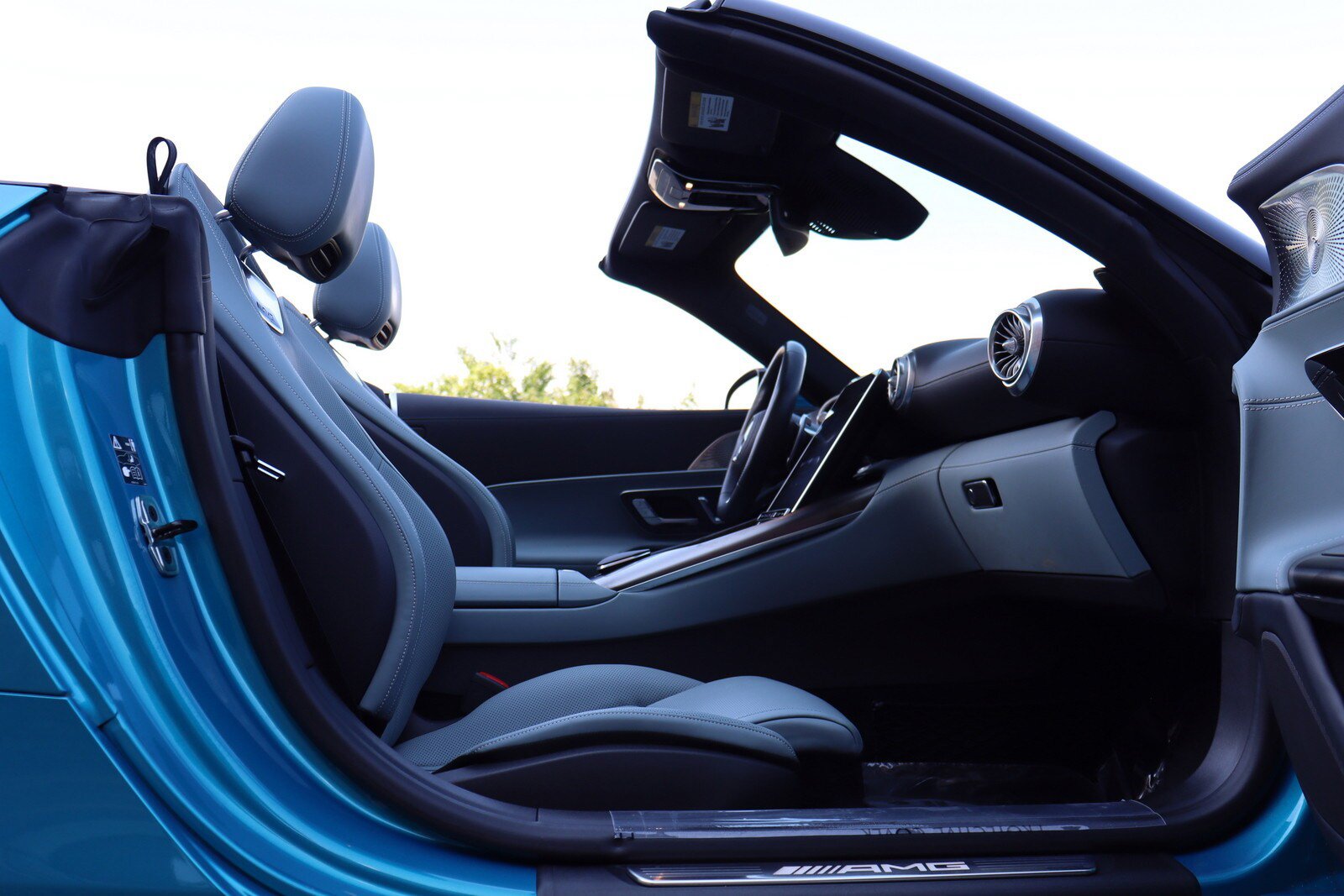 Used 2023 Mercedes-Benz SL 43 AMG image 23
