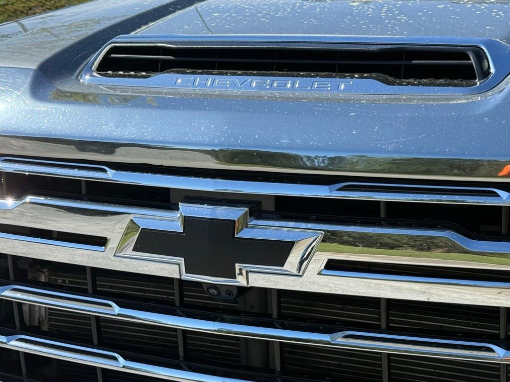 Used 2024 Chevrolet Silverado 3500 LTZ w/ LTZ Plus Package image 10