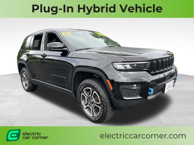 Used 2023 Jeep Grand Cherokee Trailhawk w/ Advanced Protech Group II