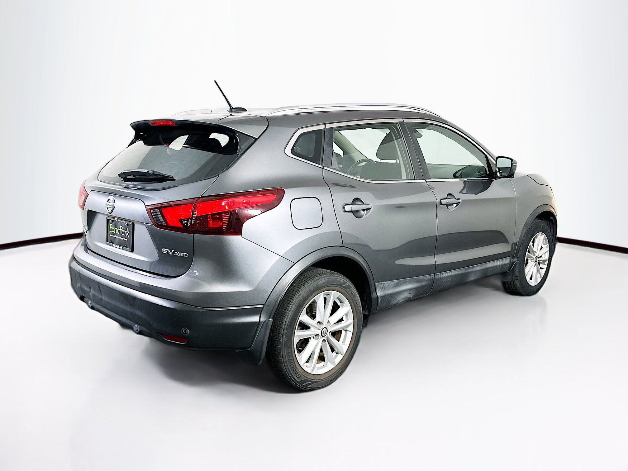 Used 2019 Nissan Rogue Sport SV w/ Technology Package AWD/4WD image 9