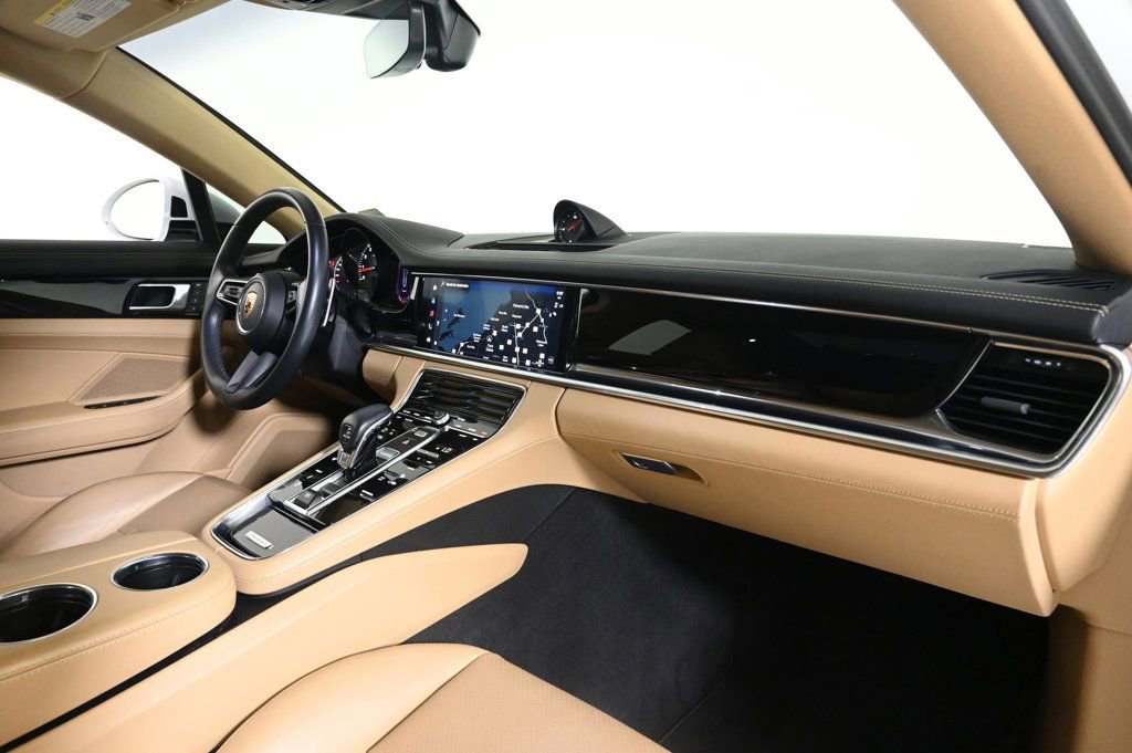 Certified 2023 Porsche Panamera 4S image 17