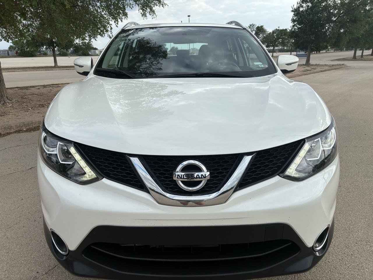 Used 2017 Nissan Rogue Sport SV w/ SV All-Weather Package AWD/4WD image 36