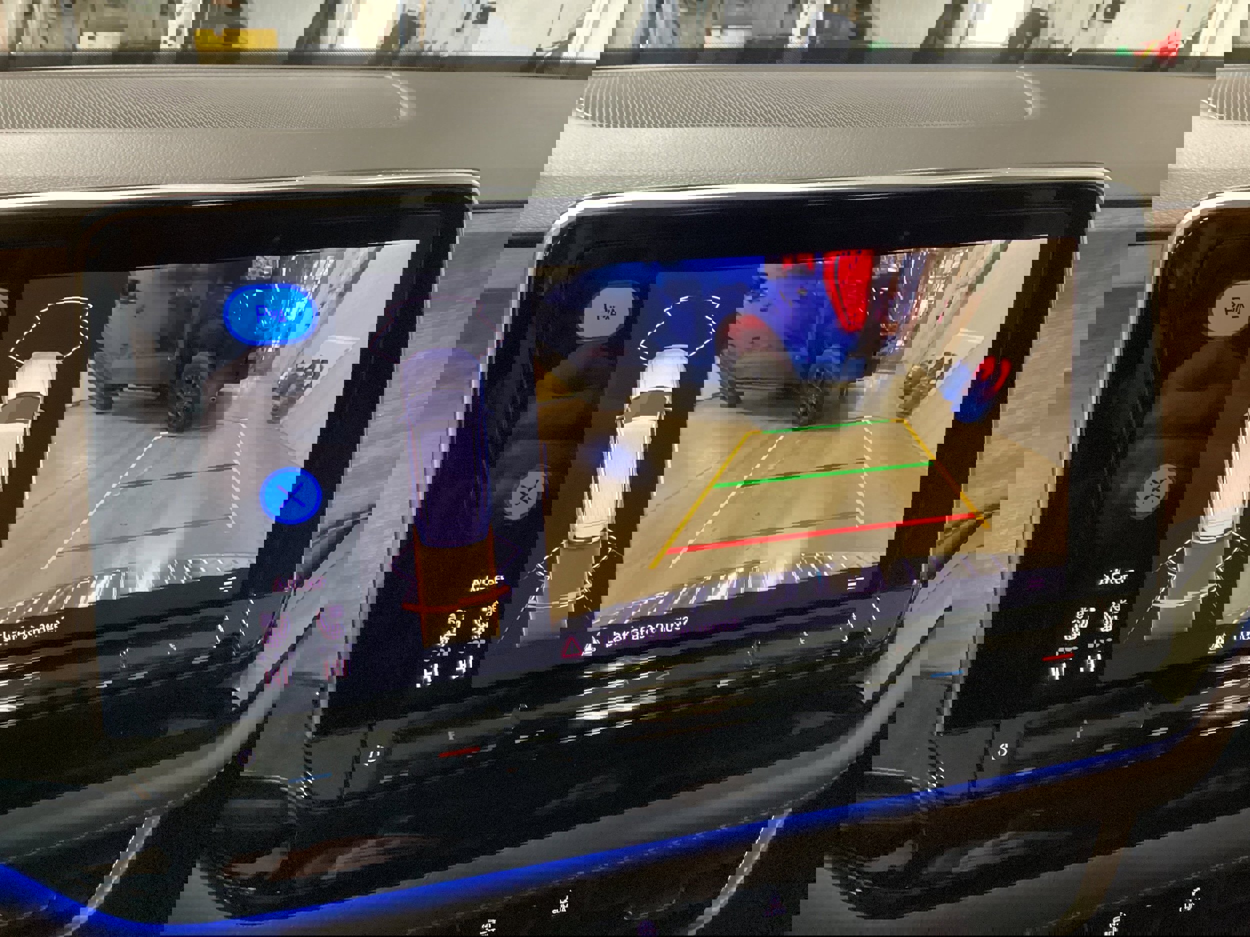 Used 2024 Volkswagen Atlas SEL image 27