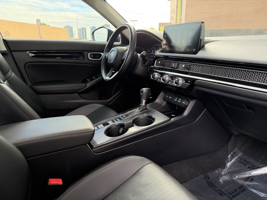 Used 2023 Honda Civic Touring image 39