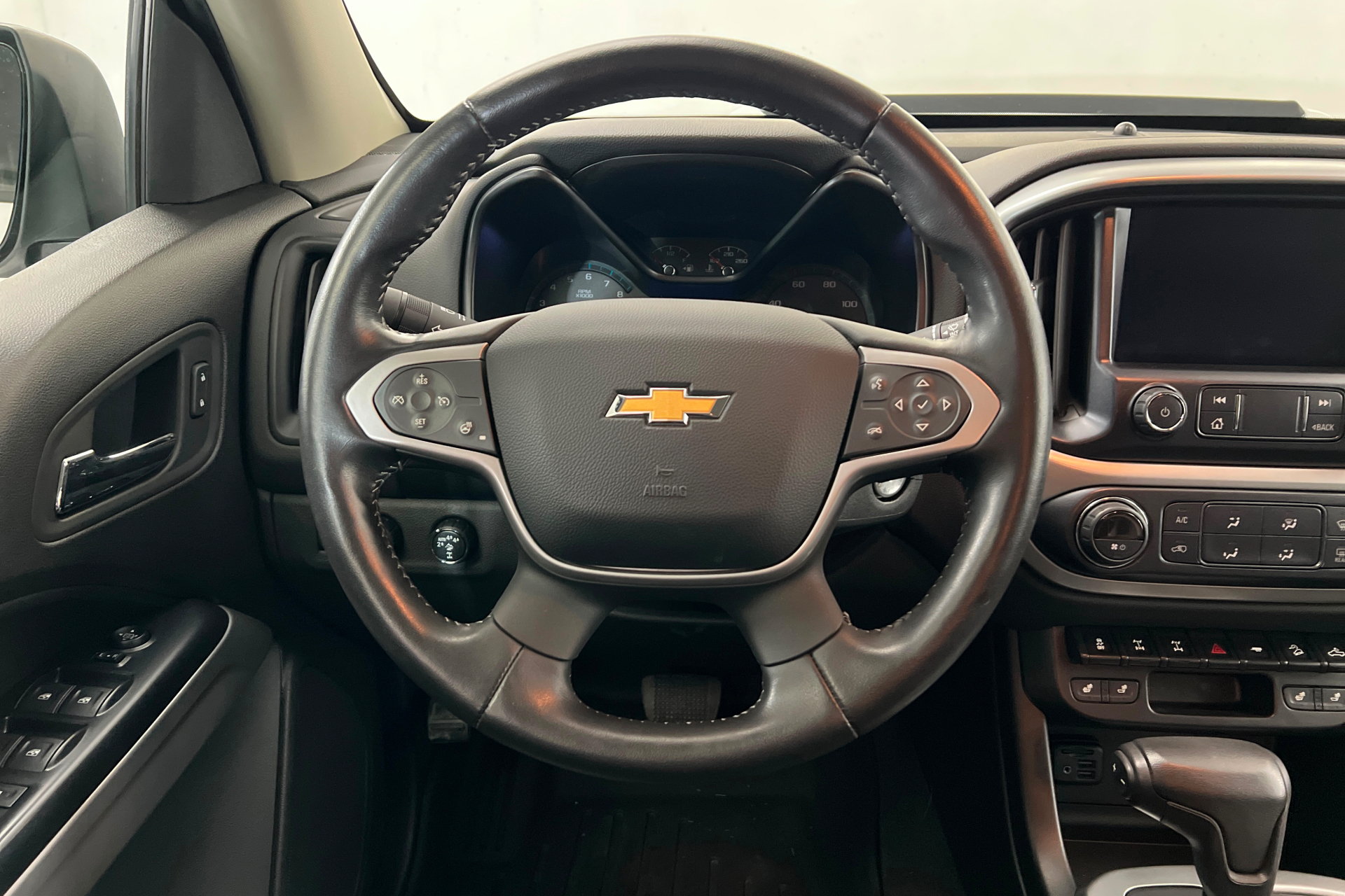 Used 2021 Chevrolet Colorado ZR2 AWD/4WD image 12