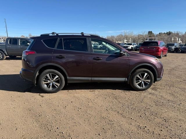 Used 2018 Toyota RAV4 XLE image 7
