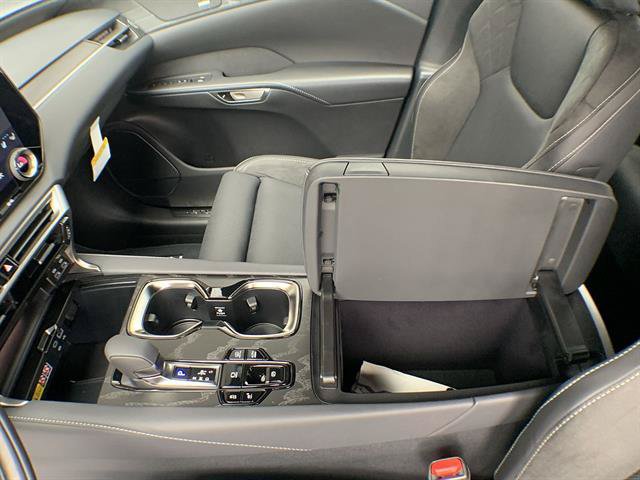 Used 2026 Lexus RX 450h AWD image 21