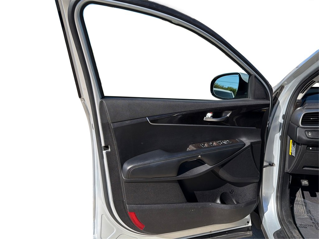 Used 2017 Kia Sorento LX image 20